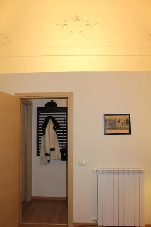 Giro B&B Catania Italy